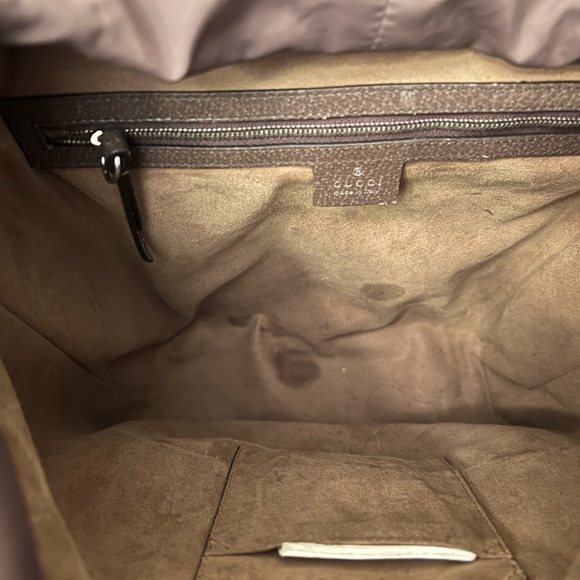 [SOLD] Gucci Tian Medium Flap Backpack - Picture 8 of 11